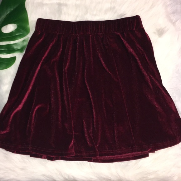 Velvet skater skirt - Picture 3 of 5